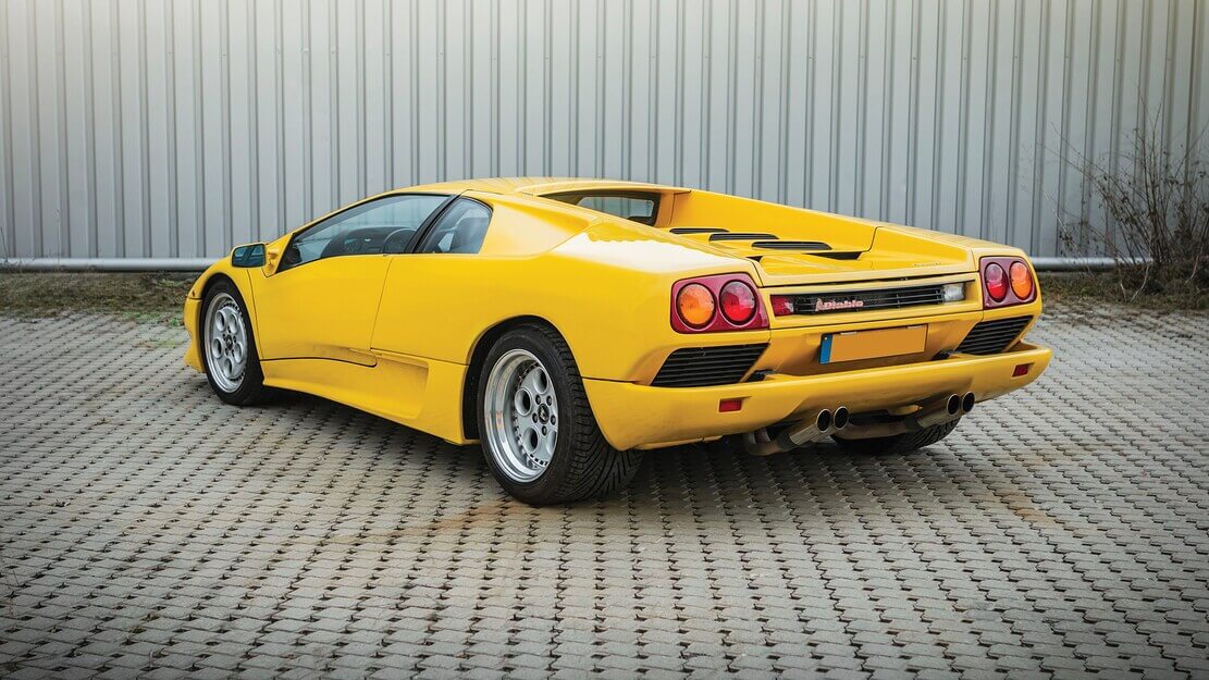6-Lamborghini-Diablo-VT.jpeg