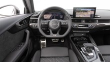 2020-Audi-S4-19.jpg